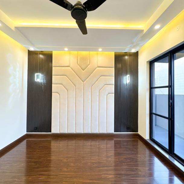 10 Marla Luxury Modern Design House for Sale DHA Phase 7 Lahore.-12
