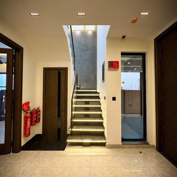 10 Marla Luxury Modern Design House for Sale DHA Phase 7 Lahore.-8