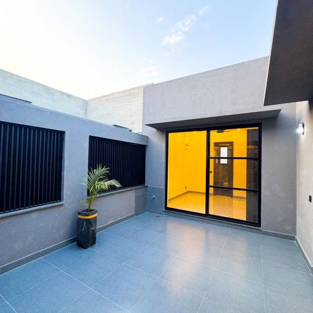 10 Marla Luxury Modern Design House for Sale DHA Phase 7 Lahore.-17