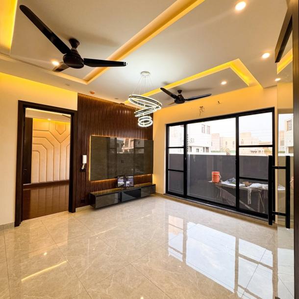 10 Marla Luxury Modern Design House for Sale DHA Phase 7 Lahore.-4
