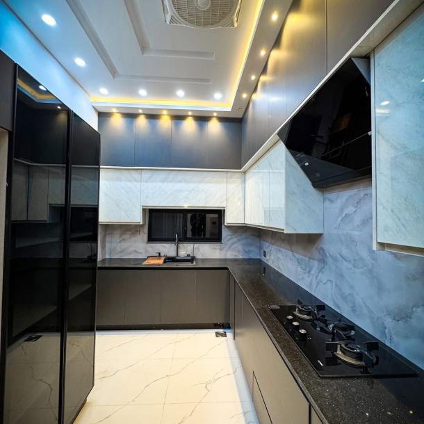 10 Marla House For Sale in DHA Phase 7, Lahore Pakistan-13