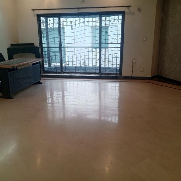 1 Kanal Upper Portion for Rent DHA Phase 4 Lahore-3