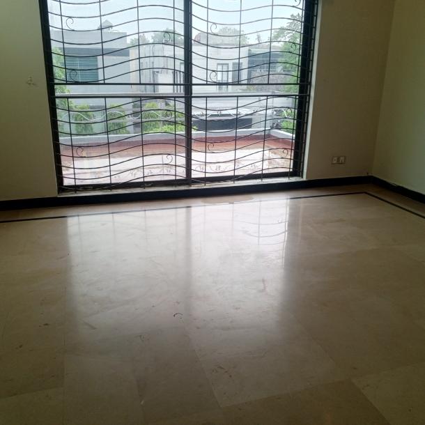 1 Kanal Upper Portion for Rent DHA Phase 4 Lahore-6