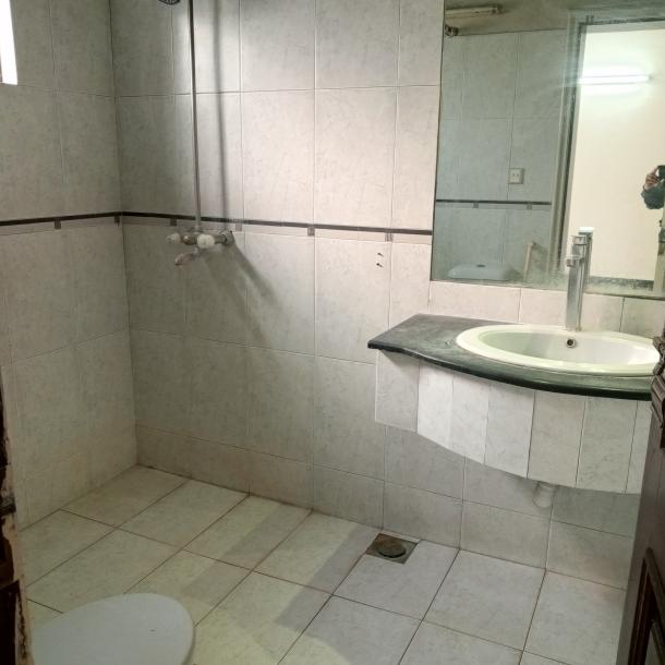 1 Kanal Upper Portion for Rent DHA Phase 4 Lahore-11