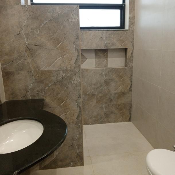 DHA Phase 7 Kanal Brand New Upper Portion For Rent-9