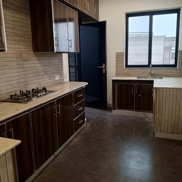 DHA Phase 7 Kanal Brand New Upper Portion For Rent-12