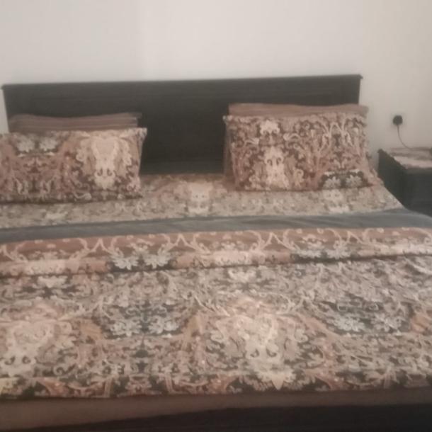 DHA Phase 7 Kanal Upper Portion Fully Furnished For Rent-5
