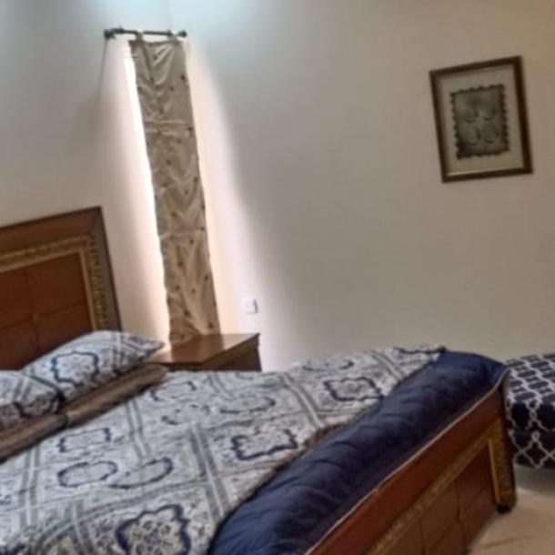 DHA Phase 7 Kanal Upper Portion Fully Furnished For Rent-6