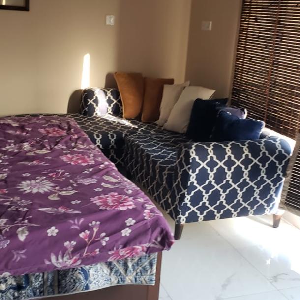 DHA Phase 7 Kanal Upper Portion Fully Furnished For Rent-12