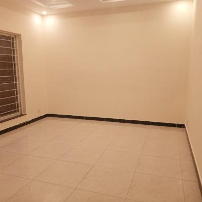 DHA Phase 6 Kanal Full House With Basement For Rent