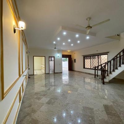 DHA Phase 3 Affordable 1 Kanal Full House For Rent