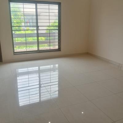 Sui Gas Housing Society 1 Kanal Upper Portion Separate Gate For Rent