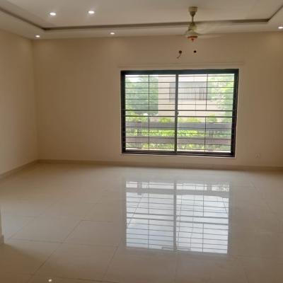 Sui Gas Housing Society 1 Kanal Upper Portion Separate Gate For Rent