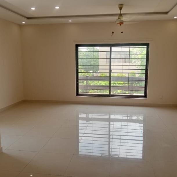 Sui Gas Housing Society 1 Kanal Upper Portion Separate Gate For Rent-10