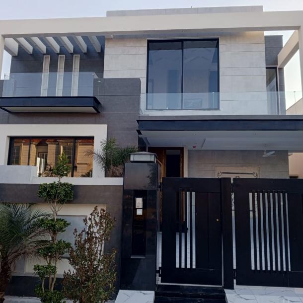 Top Location DHA Phase 7 Kanal Brand New Full House Available For Rent-1
