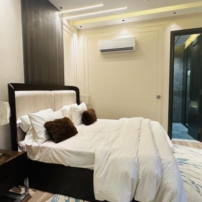 1 Kanal Fully Furnished With Home Theater Modern Luxury Living House For Sale