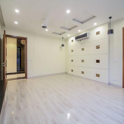 Corner Full Basement 1 Kanal Ultra Modern Luxury Bungalow For Sale