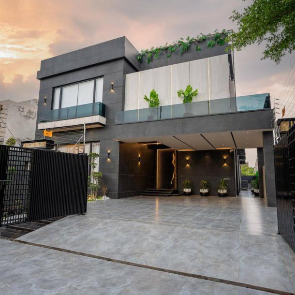 Full Basement Full Furnished with Swimming Pool 1 Kanal Bungalow for Sale-1