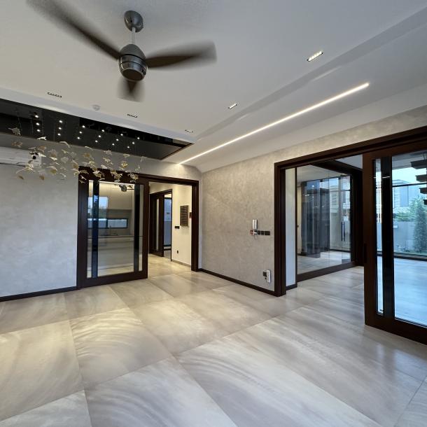 1 Kanal Most Luxury Modern Living House For Sale-14