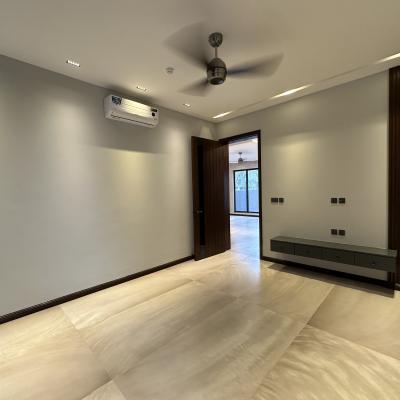 1 Kanal Most Luxury Modern Living House For Sale