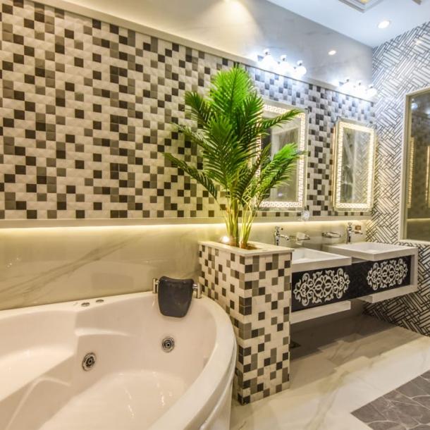 Near To Commercial 1 Kanal Most Luxury Modern Living House For Sale-14