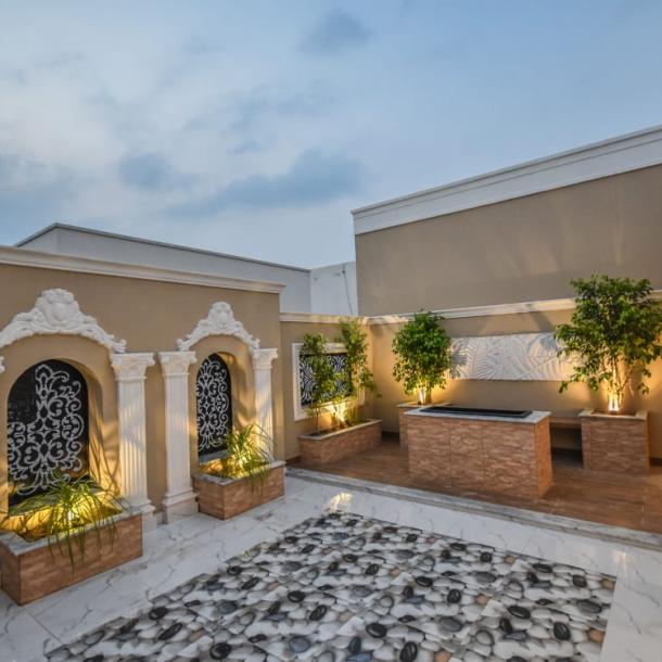 Near To Commercial 1 Kanal Most Luxury Modern Living House For Sale-17