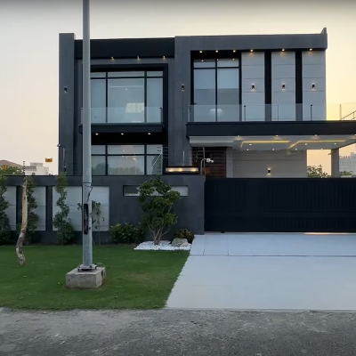 1 Kanal Most Luxury Modern Living House for Sale