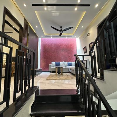 Fully Furnished 5 Marla Near To Commercial Prime Location Bungalow For Sale in DHA 9 Town