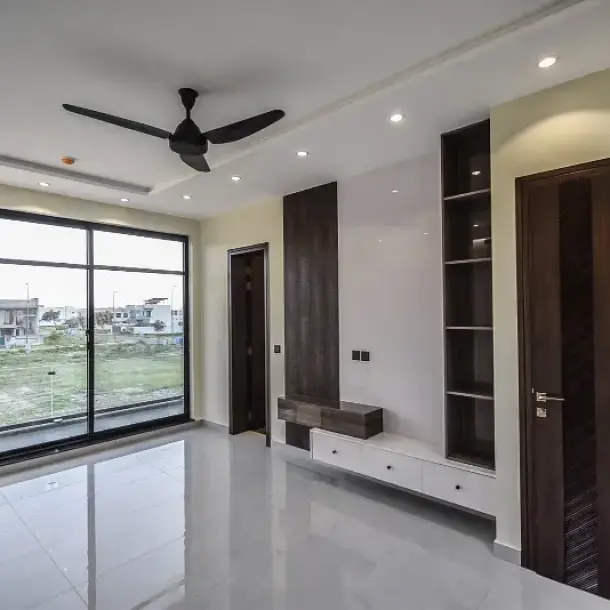 10 Marla House In DHA Phase 7 Lahore-16