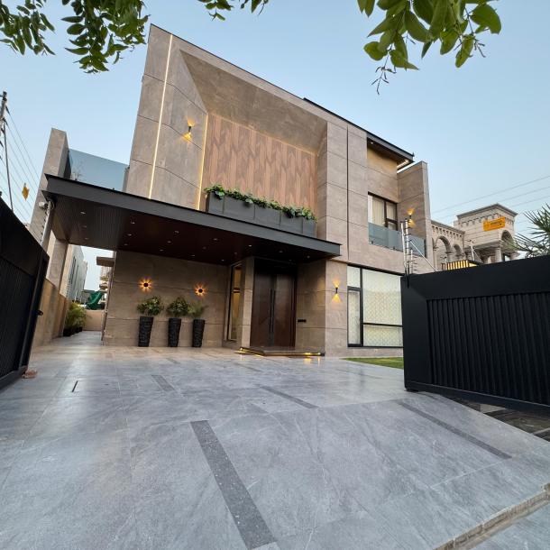 Luxury 1 Kanal House for Sale in DHA Phase 6 Lahore-2