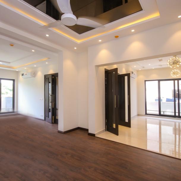 Luxury 10 Marla Home for Sale in DHA Phase 5 Lahore-9