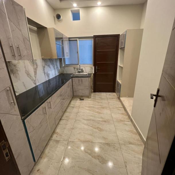 5 marla villas, Royal orchard Multan G block Only 140 lac-9