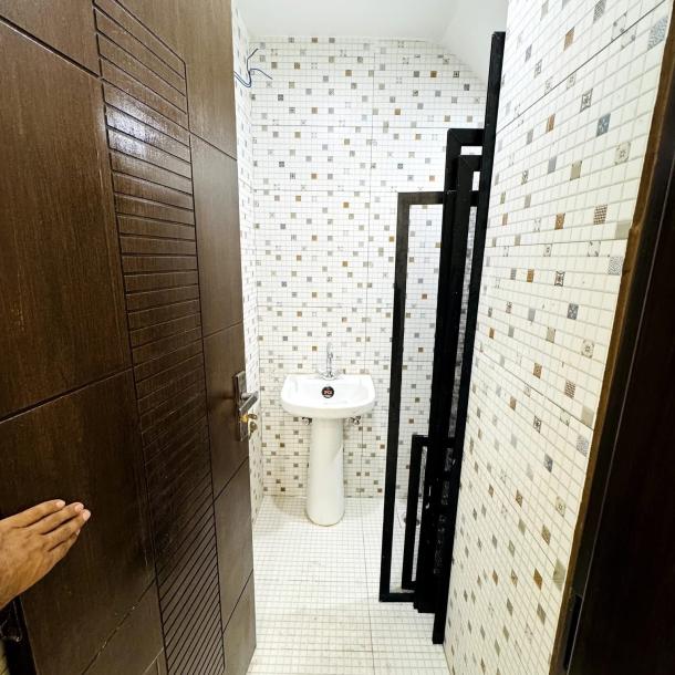 5 Marla Most Beautiful Ultra Modern Design House For Sale in Manik Block Buch Executive Villas Multan-2