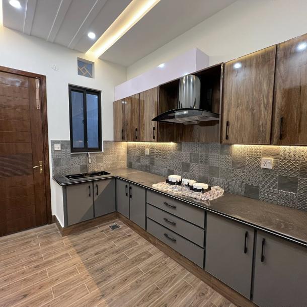 5 Marla Ultra Luxury House For Sale In Royal Orchard Multan 50ft Wide Road-4
