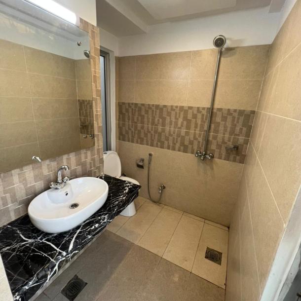 5 marla villas, Royal orchard Multan G block Only 140 lac-4
