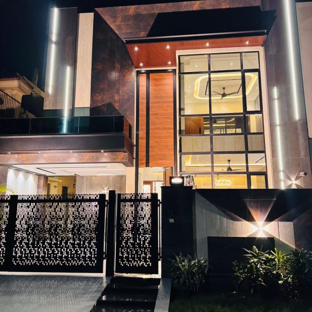 10 Marla Ultra Modern luxury House Design for Sale DHA Phase 7 Lahore.-1