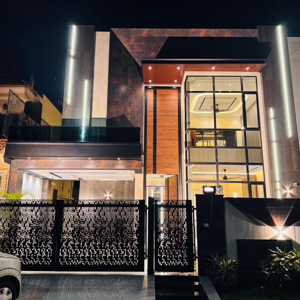 10 Marla Ultra Modern luxury House Design for Sale DHA Phase 7 Lahore.-3