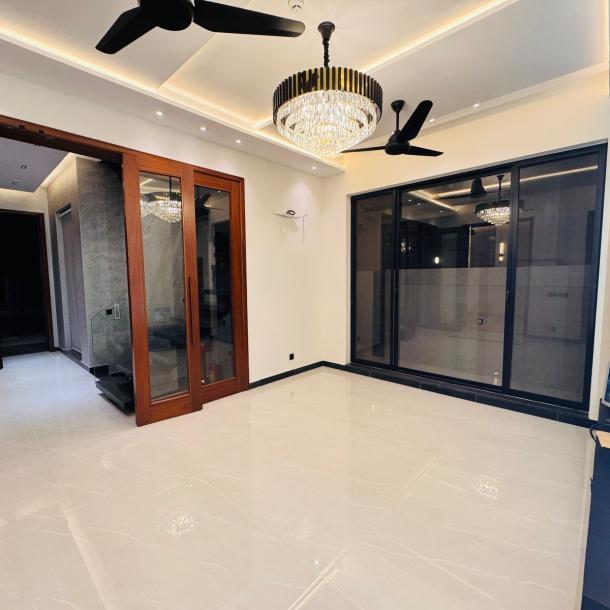 10 Marla Ultra Modern luxury House Design for Sale DHA Phase 7 Lahore.-9
