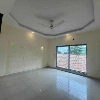 DHA Phase 6 10 Marla House For Rent