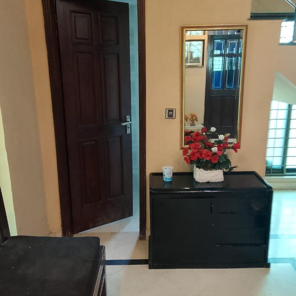 Prime Location Beautiful 10 Marla House For Rent In DHA Lahore Phase 6-3