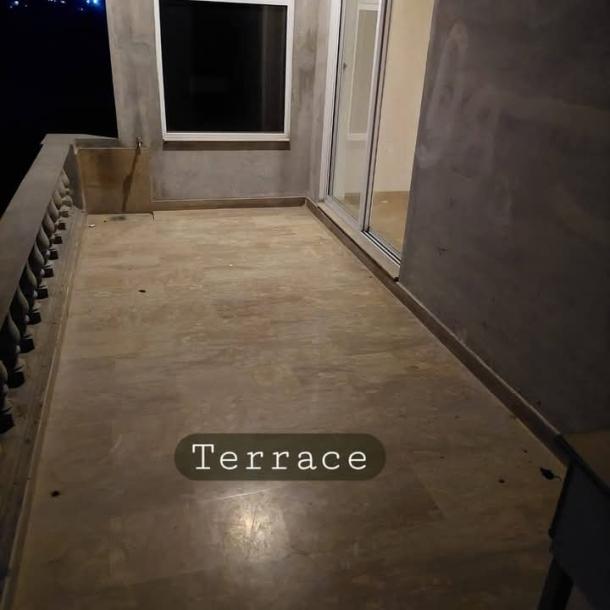 Prime Location 3 bedroom With Attached Bath 1 Kanal Upper Portion For Rent DHA Lahore-5