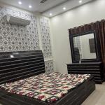 Modern Design 1 Bed Apartment Available For Rent