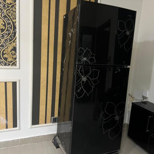 Modern Design 1 Bed Apartment Available For Rent-4