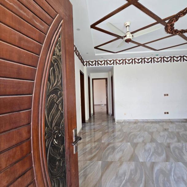 Beautiful 1 Kanal Upper Portion Available For Rant In DHA Lahore-1