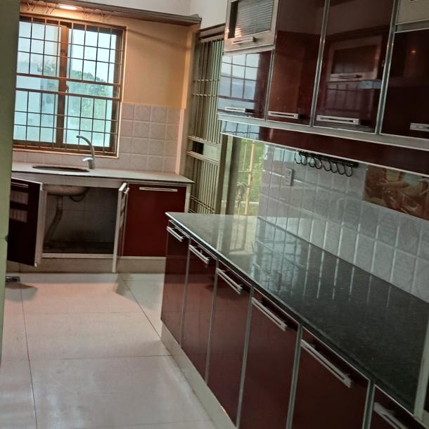 Peaceful Area 3 Beds Upper Portion Available For Rant In DHA Lahore-3