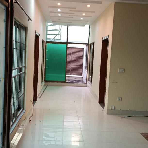Peaceful Area 3 Beds Upper Portion Available For Rant In DHA Lahore-5