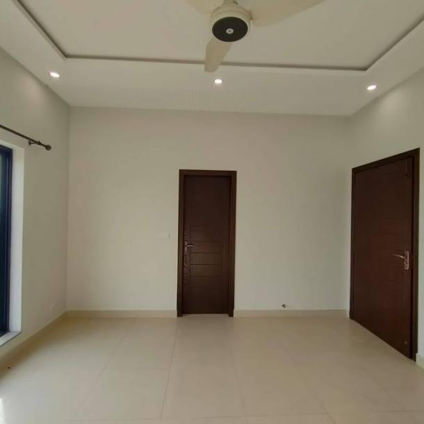 Modern Style Upper Portion Available For Rant-2