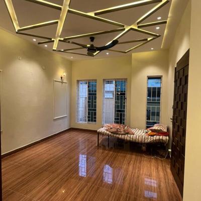 Reasonable Price 10 Marla Bungalows Available For Rent In DHA Lahore Phase 7