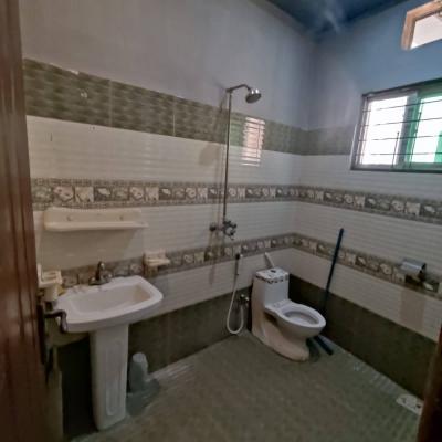 Luxury 8 Marla Lower Portion For Rent In DHA Lahore Phase 2