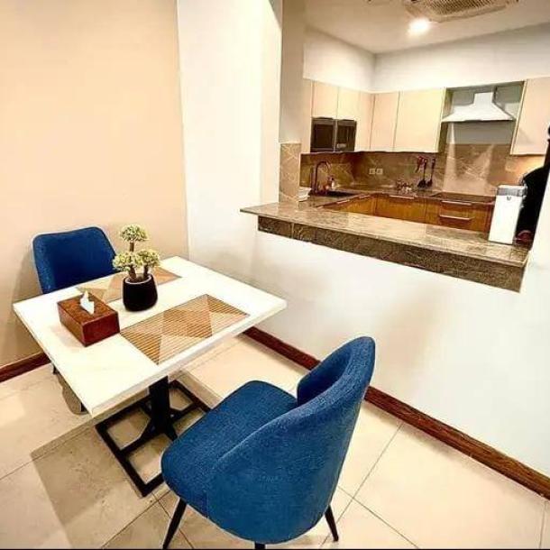 Luxury 2 Bedroms Apartments with kitchen And Dining Room Available For Rant-4